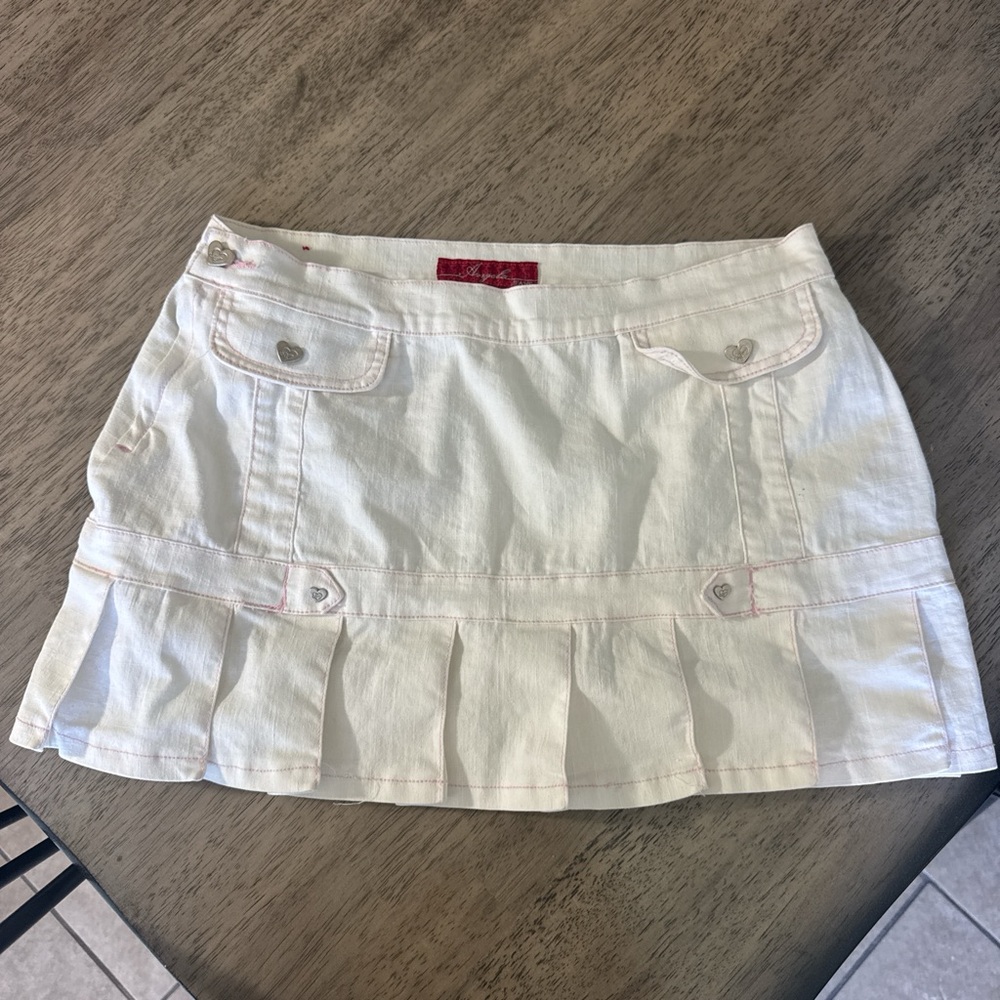 Angels Jeans White Pleated Mini Skirt with Heart Buttons